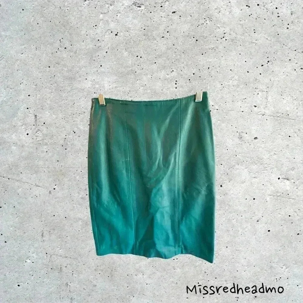 VINTAGE Coritzia Teal Leather Skirt - Size 8
